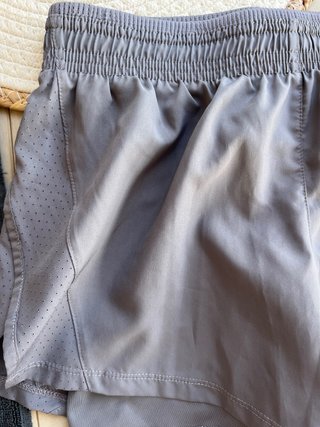 Pantalones cortos grises Nike