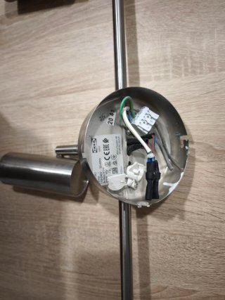 Lámpara de techo Ikea 3 focos metal