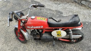 Malanca Moped Clásica Roja