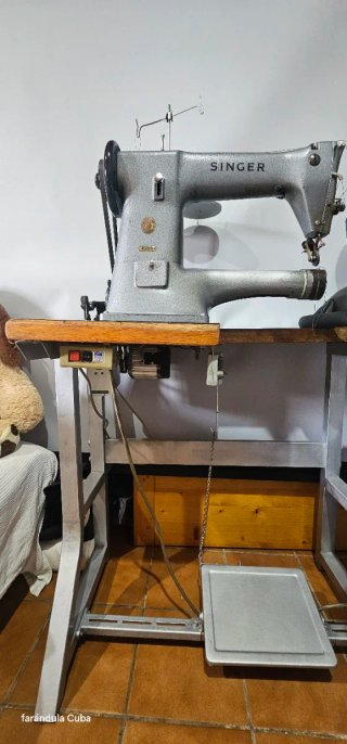 Máquina de coser Singer industrial