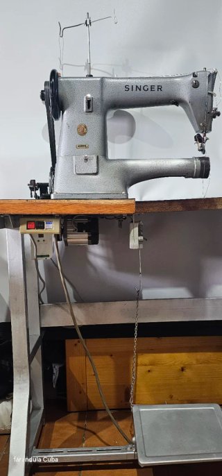 Máquina de coser Singer industrial