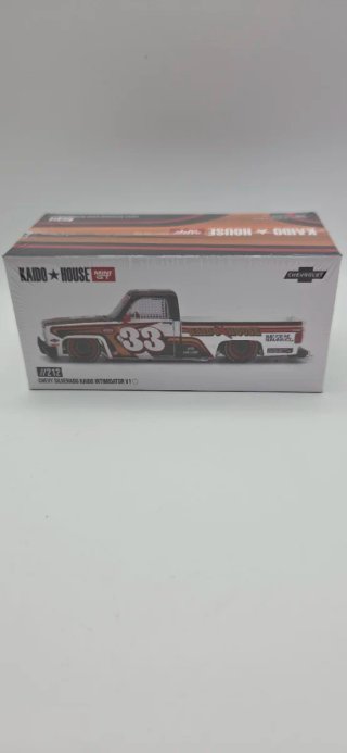 Mini GT Kaido House Chevy Silverado