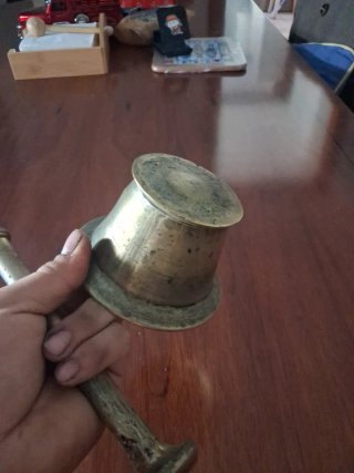 Almirez de bronce