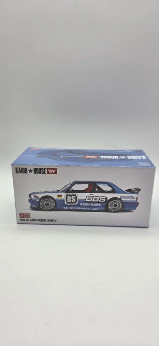 Mini GT BMW M3 Kaido Touring Champ V1