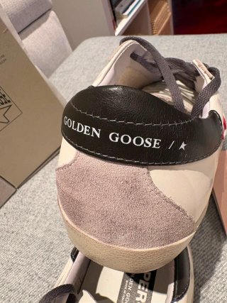 Golden Goose Superstar Blancas con Estrella Roja