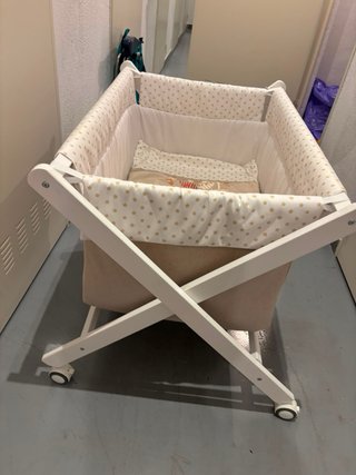 Mini Cuna de bebé Nature con osito INTERBABY