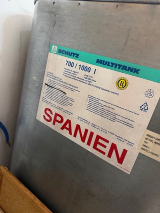 Depósito de combustible metálico
