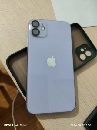 iPhone Apple iPhone 11 morado 128 GB. Buen estado,