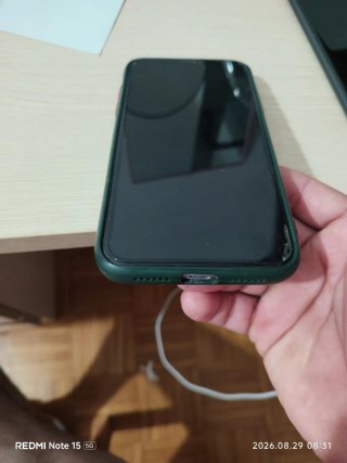 iPhone Apple iPhone 11 morado 128 GB. Buen estado,