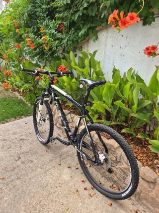 Bicicleta Merida Negra