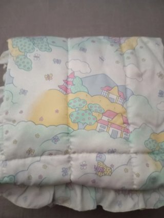 Chichonera y edredón estampado