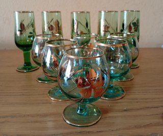 Juego Copas Licor Antiguas Verdes Doradas