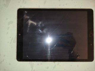 iPad A2602 Plata Pantalla Agrietada