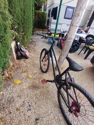 Bicicleta antigua negra