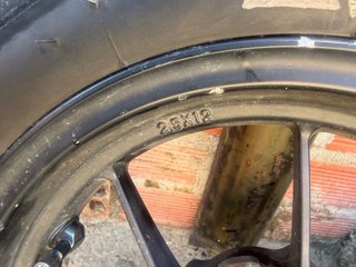 Llanta Pitmotard 12” VMC 4 tornillos