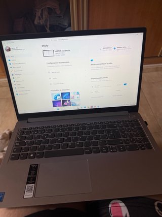Portátil Lenovo 15.7 Plata