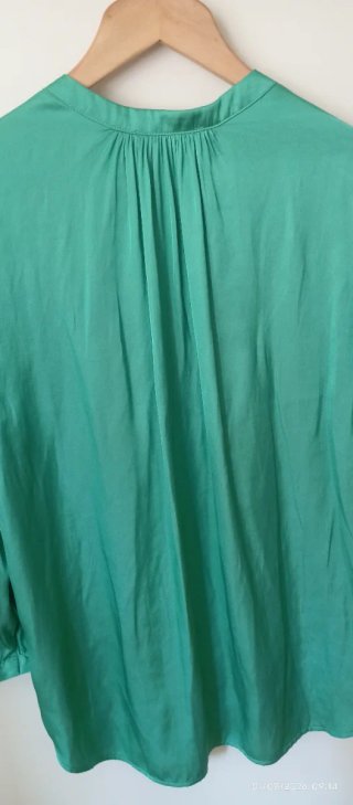 Camisa verde talla 42/44
