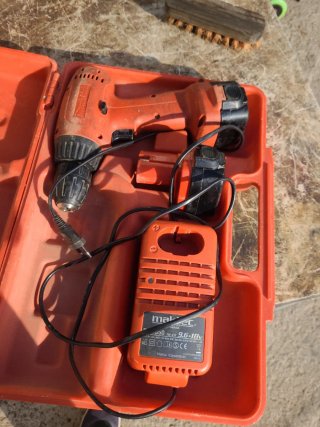 Taladro  destornillador Makita para piezas
