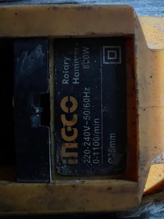 Taladro percutor Ingco RGH9028
