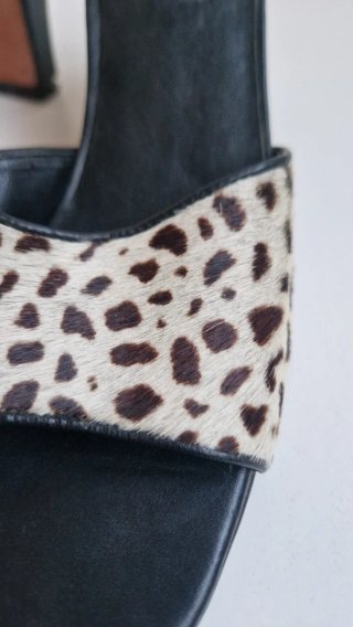 Sandalias Naturals Animal Print Tacón Cuadrado