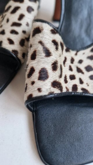 Sandalias Naturals Animal Print Tacón Cuadrado