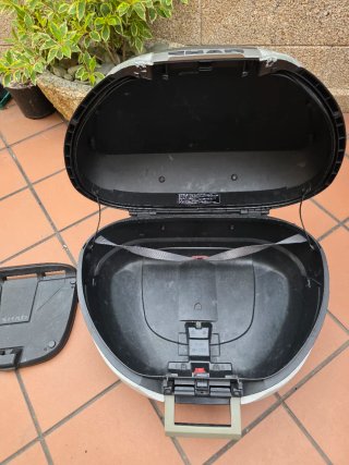 Baúl Shad 48L