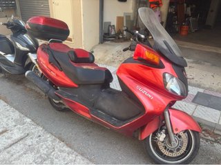 Suzuki Burgman 650