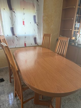 Mesa comedor extensible ovalada y 6 sillas madera