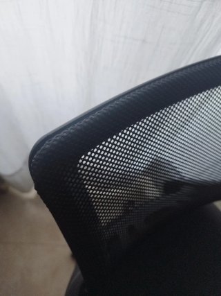 Silla de oficina ergonómica negra