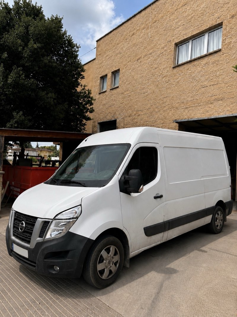 Nissan NV400 2018 - foto 1