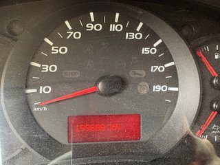 Nissan NV400 2018