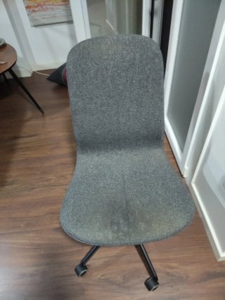 Silla de escritorio con ruedas