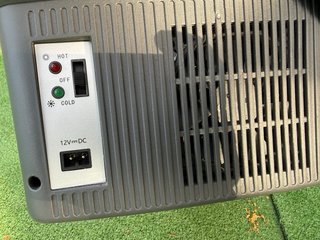 Nevera portátil eléctrica AEG
