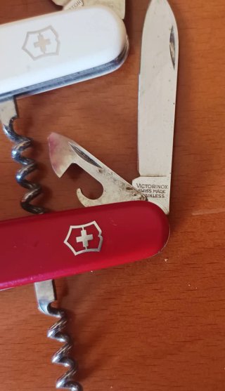 Coltelli svizzeri Victorinox (2 pezzi)