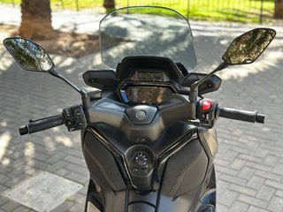 Yamaha XMAX Tech MAX 125 Negra