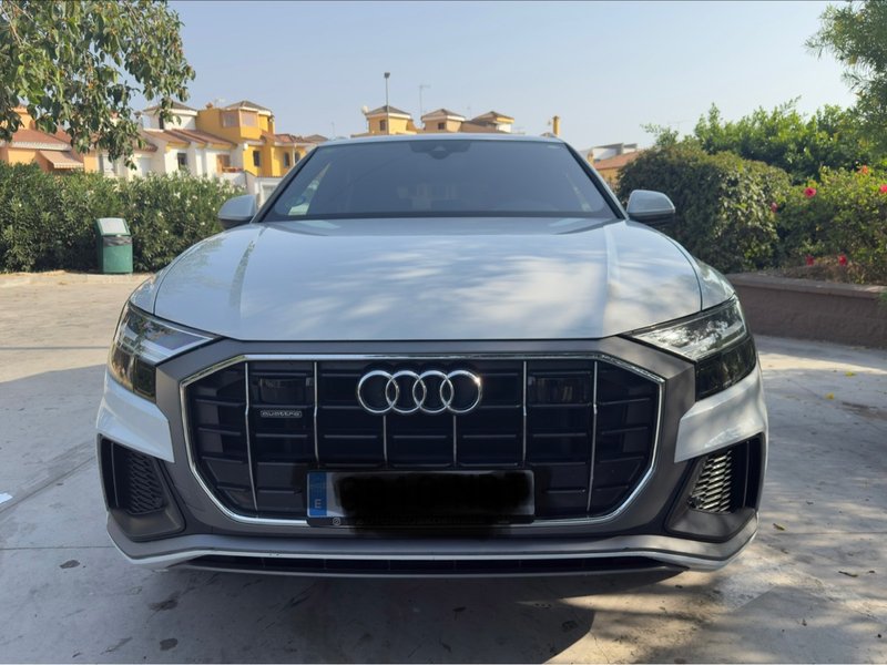 Audi Q8 S line 2019 - foto 1