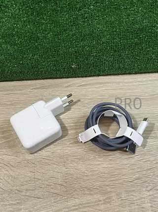 Apple MacBook Air Medianoche