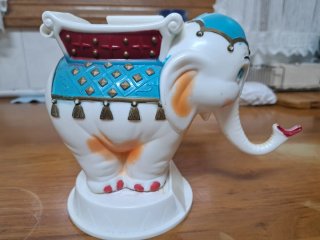 Hucha elefante decorado