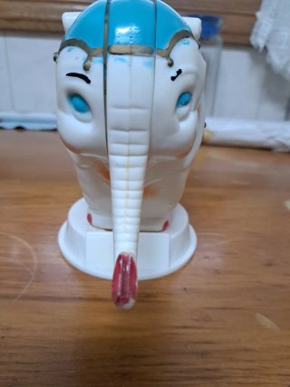 Hucha elefante decorado