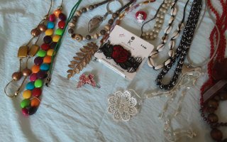 Lotto bigiotteria donna