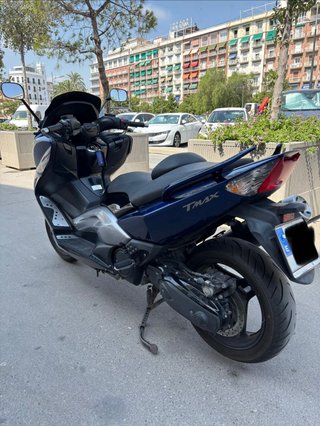 Yamaha TMAX Maxi Scooter Azul Oscuro
