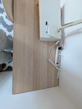 Escritorio de 2m IKEA LAGKAPTEN con caballetes