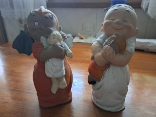 Angelitos de cerámica