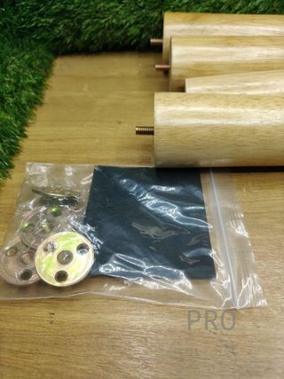 Set di 4 gambe in legno massello