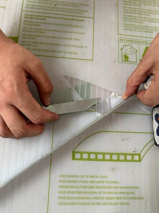Soportes metálicos para estanterías