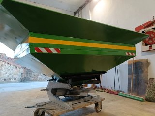 Abonadora verde y amarilla 686825138