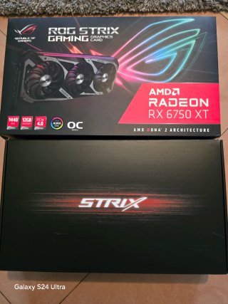 Tarjeta Gráfica Asus ROG Strix RX 6750 XT