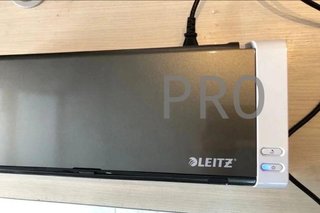 Plastificatore A3 Leitz, ideale per ufficio o scuola, bianco brillante/antracite, Touch Turbo2, iLAM, 7520000