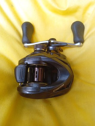 Carrete Casting Shimano Casitas 151 HG