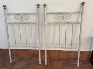 2 cabeceros forja dorados y blancos
